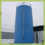 Unicolor plastic pellet silo